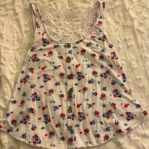 red white & blue flower tank top. Size: small